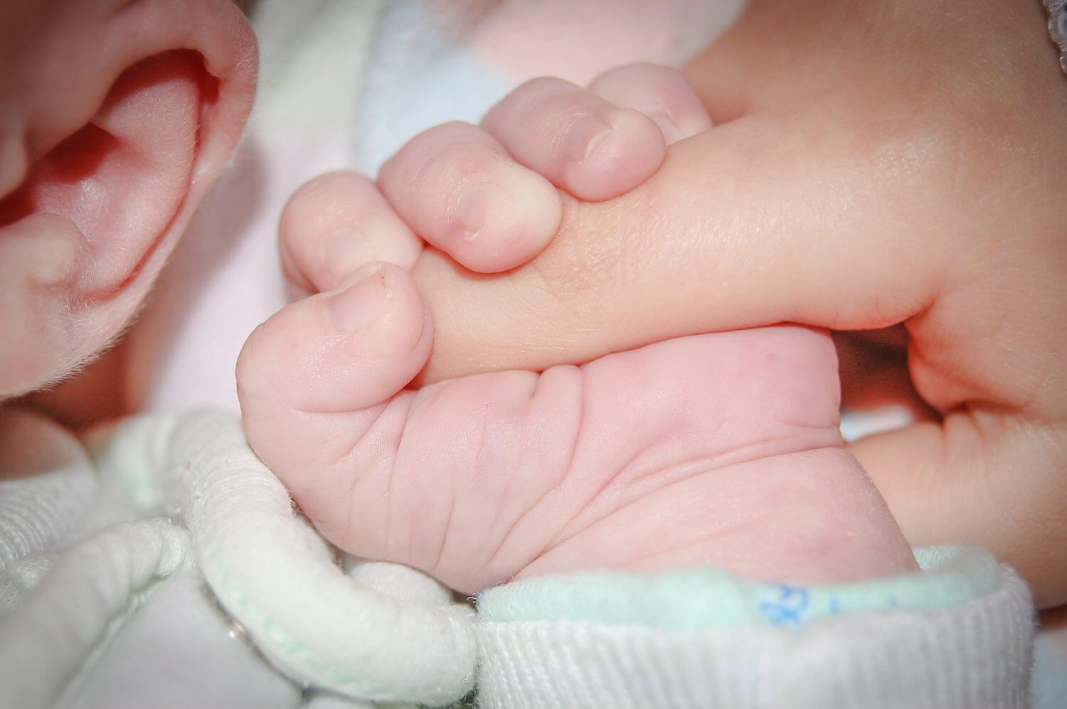 THE BIZARRE PRACTICE OF RUBBING ALCOHOLIC DRINKS ON THE GUMS OF BABIES