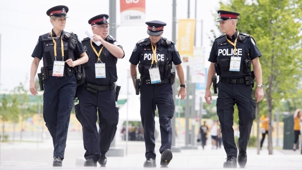 THE BIZARRE DEBATE ABOUT COPS SMOKING WEED IN CANADA