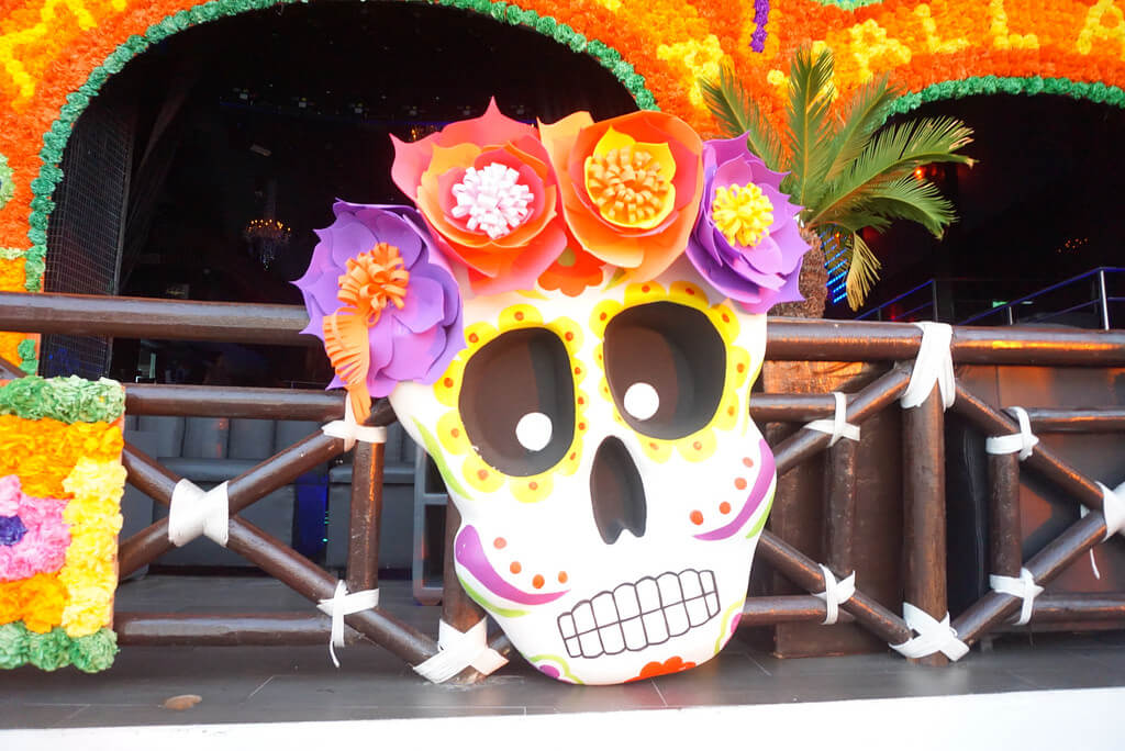 TRADITIONAL ALCOHOL CONSUMPTION ON MEXICO’S DAY OF THE DEAD