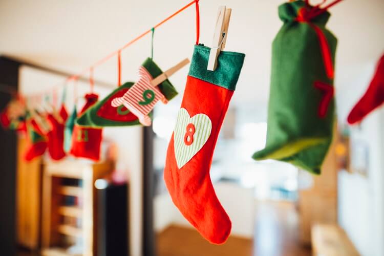 A HUMOROUS LOOK AT THE STONER STOCKING STUFFER GUIDE FOR CHRISTMAS 2018