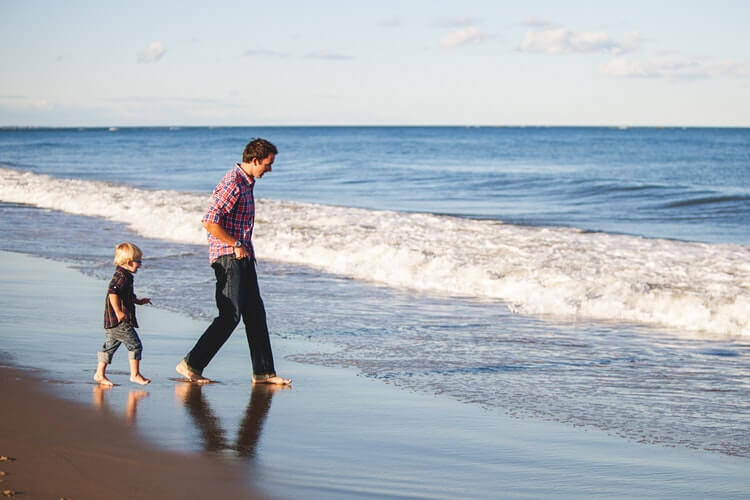 HOW TO STAY STRONG IF YOUR PARENTS ARE SUBSTANCE ABUSERS OR ADDICTS