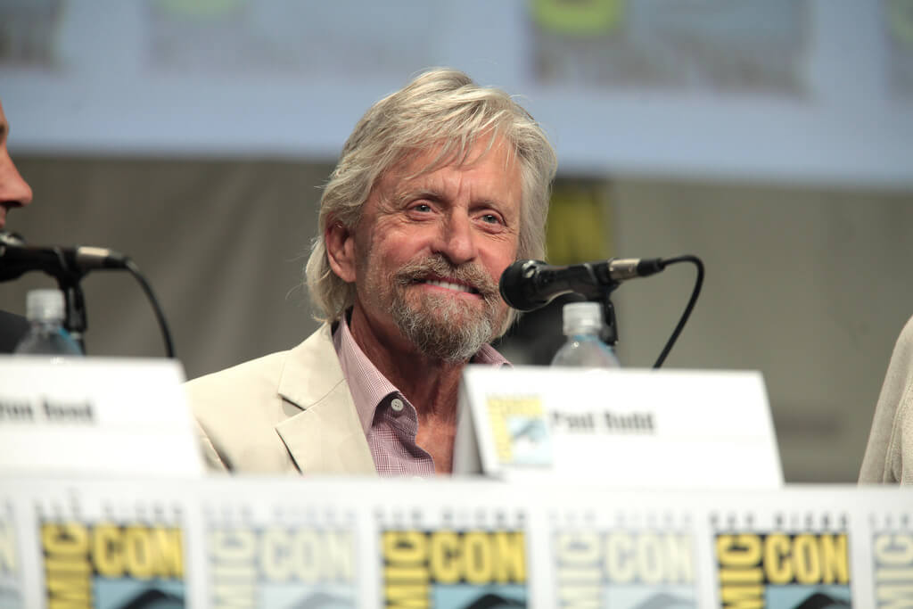 HOW A MARIJUANA JOINT BROUGHT DANNY DEVITO AND MICHAEL DOUGLAS TOGETHER