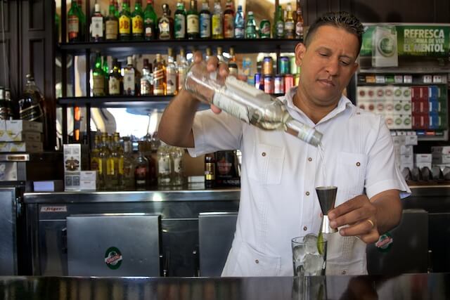 HOW TO STAY SOBER IF YOU ARE A BARTENDER