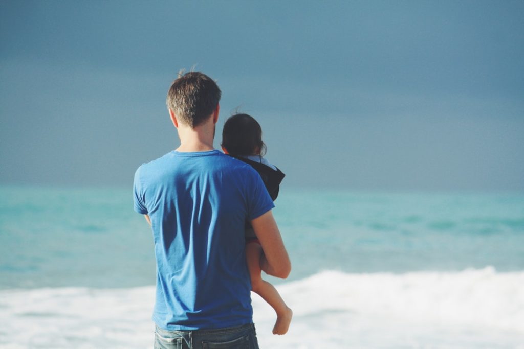 HOW FATHERS WHO EXCESSIVELY DRINK ALCOHOL CAN HURT THEIR CHILDREN