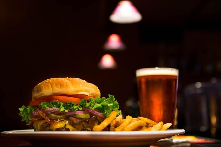MEET THE COCAINE-INSPIRED HAMBURGER AT AN EDGY RESTAURANT