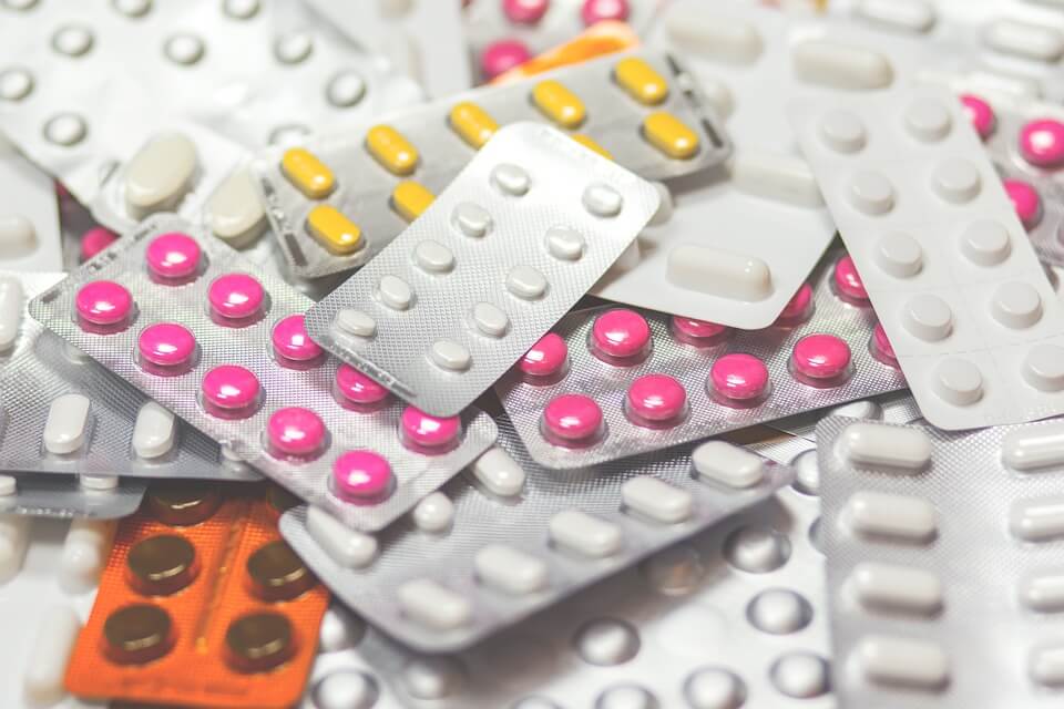 Why Borrowing Drugs Counts As Drug Abuse - pic 1 21 WHY BORROWING DRUGS COUNTS AS DRUG ABUSE