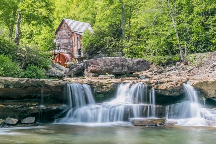 WILLIAMSON, WEST VIRGINIA IS BEING FLOODED WITH OPIOIDS