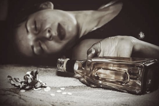 WHAT MAKES AN ALCOHOLIC?-Screen Shot 2020-01-24 at 4.33.40 AM
