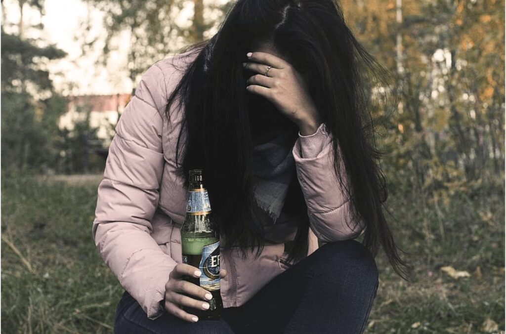 how stress ties into alcoholism