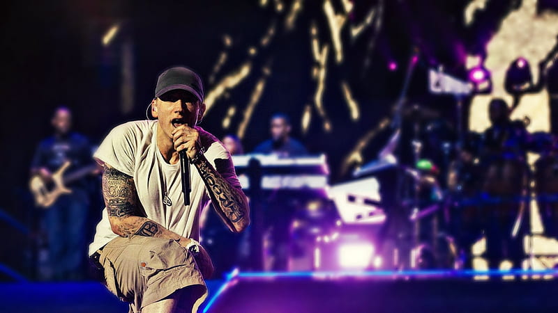 Eminem performing live under the influence of drugs; call us to start recovery today.