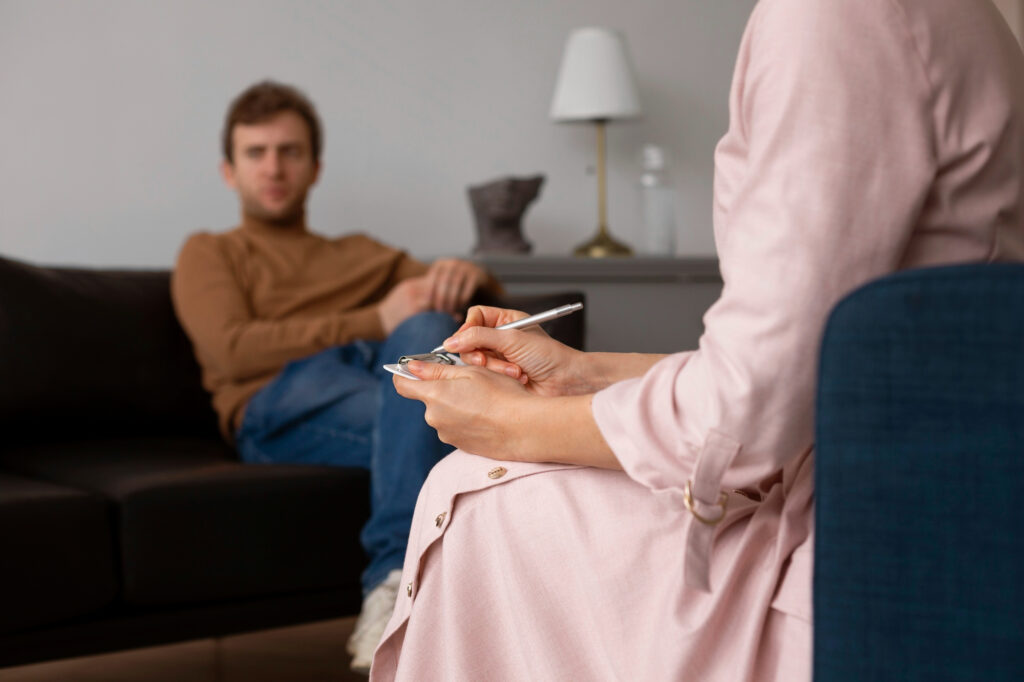 Living with a significant other who has substance abuse or mental health issues is hard; call us if this is your case. 