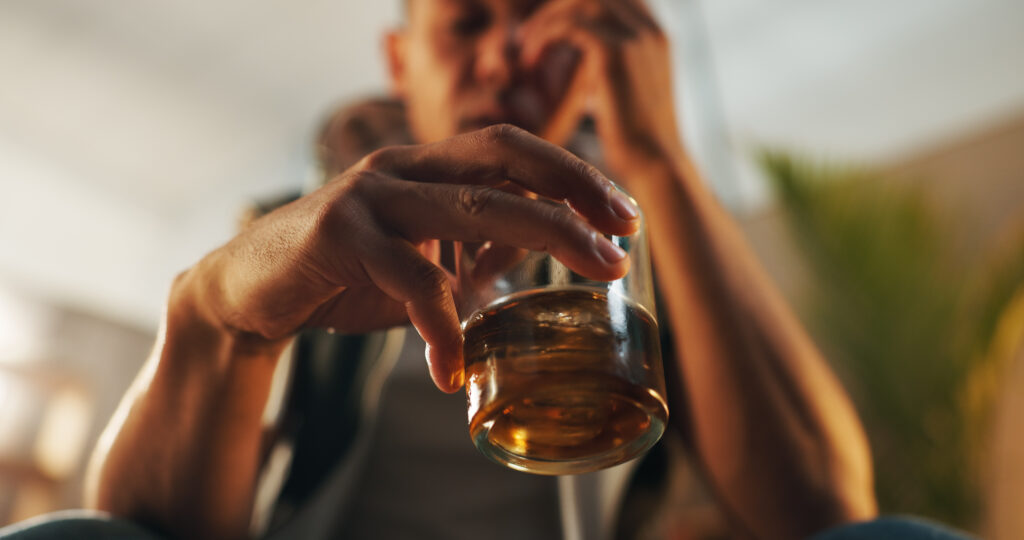 How to Deal with Alcohol Withdrawal-alcohol withdrawal 1.jpg
