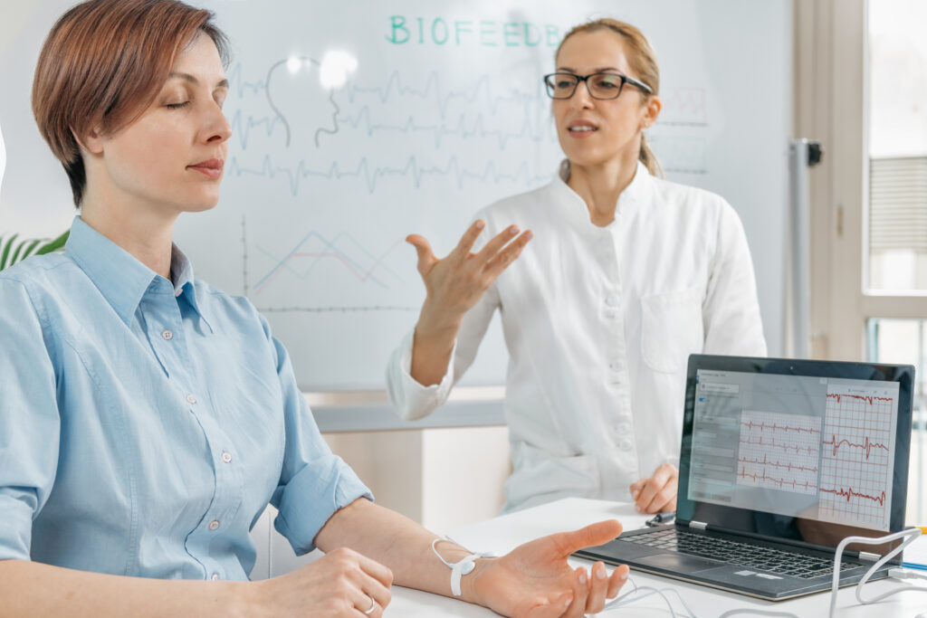 Biofeedback vs Neurofeedback-biofeednack 1.jpg
