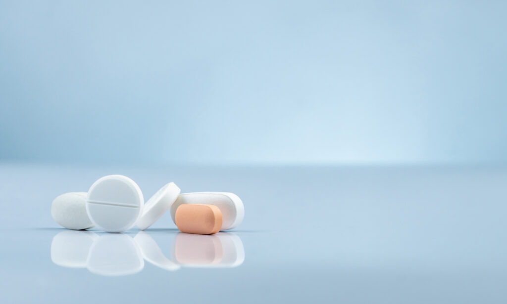 Understanding the MLLR White Pill: Uses, Safety, and Identification-mllr white pill 1.jpg